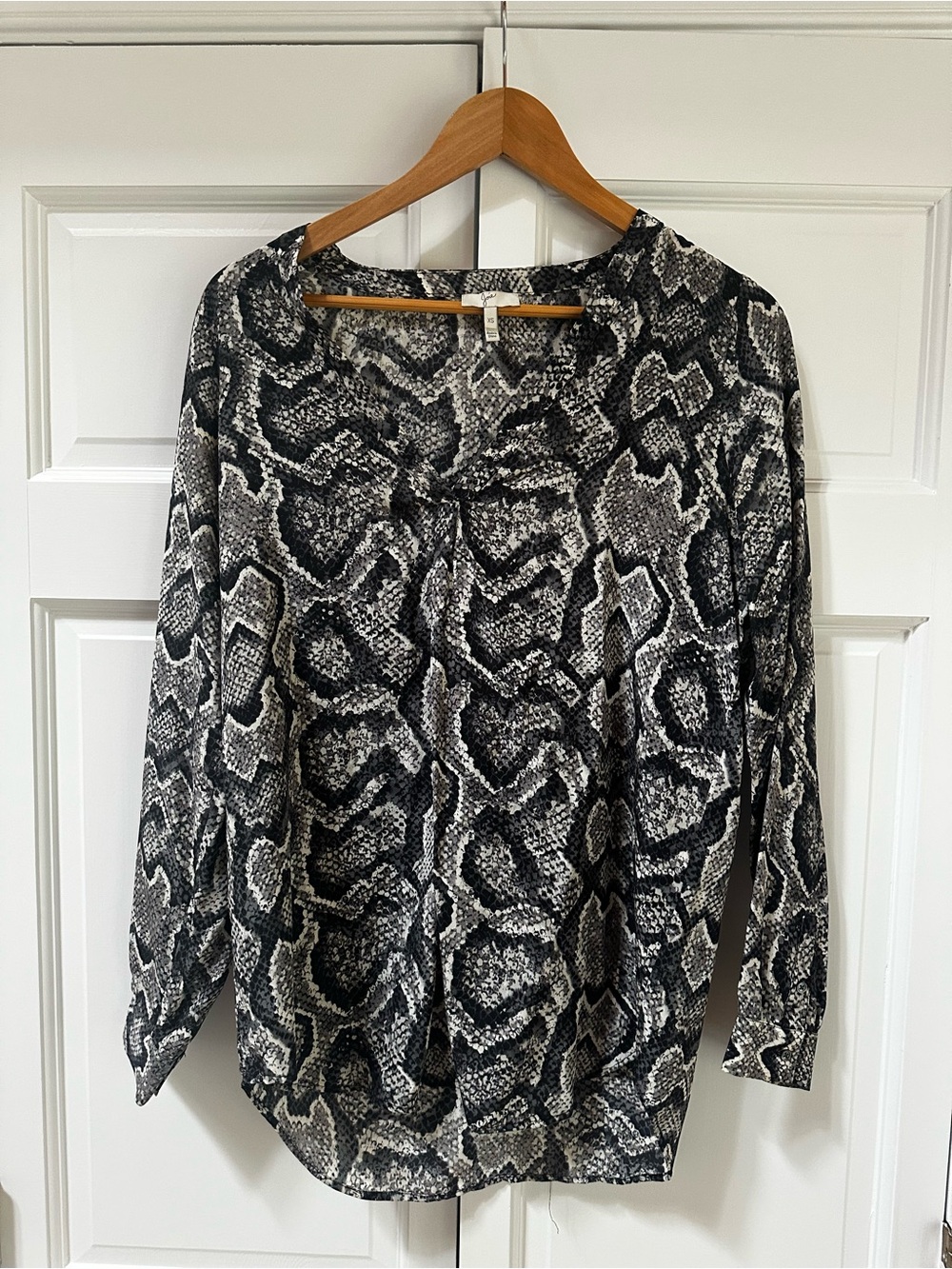 Joie Women’s Snake Print Long Sleeve Blouse - Black & White